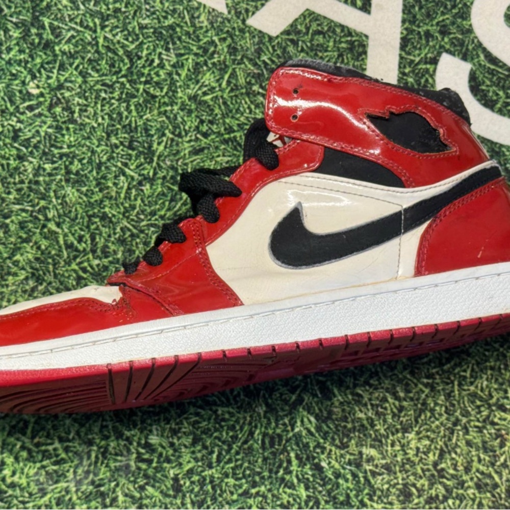 Vintage 2003 Jordan 1 OG Chicago Shoes - Picture 3 of 8
